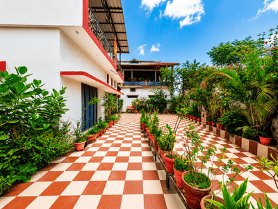 Image of 5190 Sq.ft 2.5 BHK Independent House for sale in GMS Road, Dehradun for Rs. 45000000