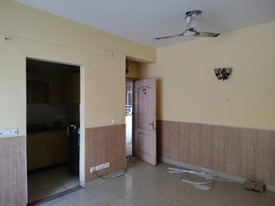 Living Room Image of 1027 Sq.ft 2 BHK Apartment / Flat for sale in Stellar Jeevan, Noida Extension Greater Noida for Rs. 8300000