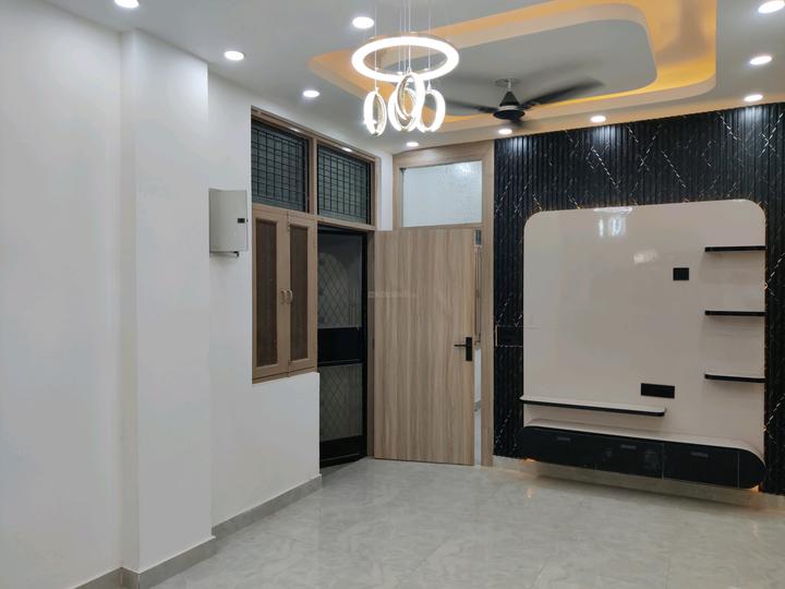 Shakti Khand, Indirapuram Main Image 1