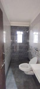 Bathroom Image of 900 Sq.ft 2 BHK Apartment / Flat for sale in Isasani Nagpur for Rs. 2850000