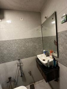 Bathroom Image of 700 Sq.ft 1 BHK Apartment / Flat for rent in Eachachhar Greater Noida for Rs. 16000