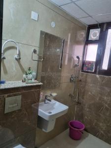 Bathroom Image of 835 Sq.ft 2 BHK Apartment / Flat for rent in Gillco Palms, Sector 115 Mohali for Rs. 24000