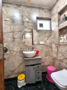 Bathroom Image of 1450 Sq.ft 3 BHK Builder Floor for sale in Pushpanjali Enclave RWA, Pitampura New Delhi for Rs. 27000000