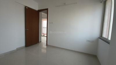 Bedroom Image of 1050 Sq.ft 2 BHK Apartment / Flat for rent in Sky Crest, Hadapsar Pune for Rs. 19000