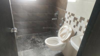 Image of 1050 Sq.ft 2 BHK Apartment / Flat for rent in Essen Shonest Towers, Wakad, Pune for Rs. 29000
