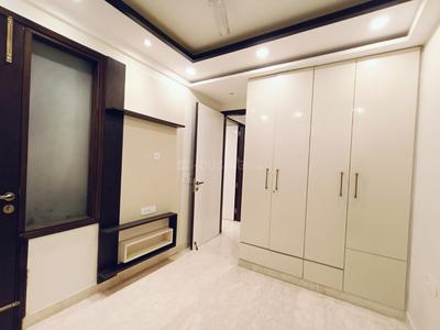Bedroom Image of 1000 Sq.ft 3 BHK Builder Floor for rent in Anand Vihar New Delhi for Rs. 36000