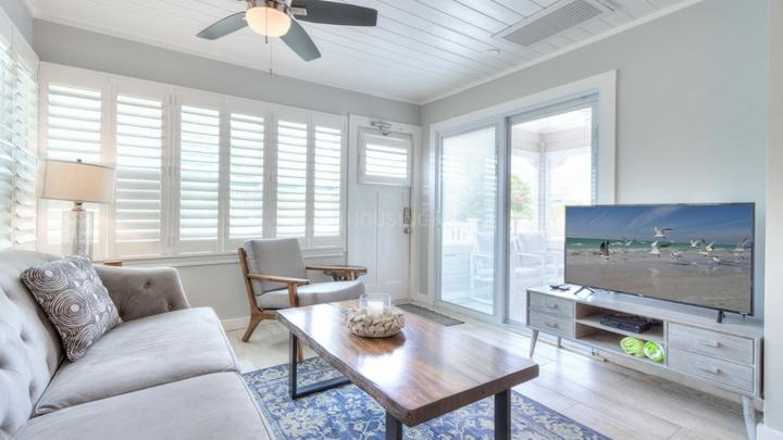 Aalaya Luxury Triplex Villas Main Image 1