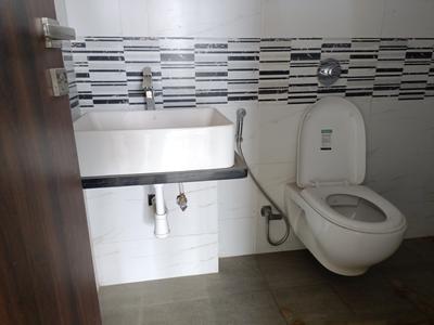 Image of 1400 Sq.ft 3 BHK Apartment / Flat for rent in Kohinoor Sapphire III, Tathawade, Pune for Rs. 33000