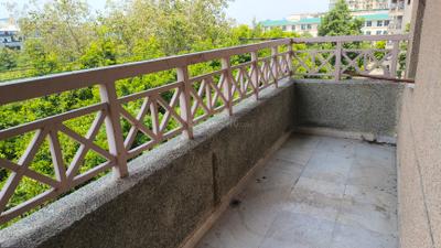 Living Room Image of 2000 Sq.ft 3 BHK Apartment / Flat for rent in Sector 18 Dwarka New Delhi for Rs. 55000