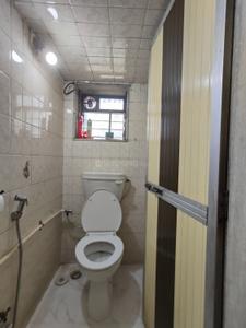 Bathroom Image of 600 Sq.ft 1 BHK Apartment / Flat for sale in Kalwa Thane for Rs. 6000000