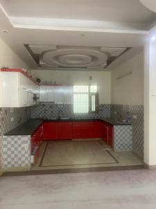 Kitchen Image of 1500 Sq.ft 3 BHK Builder Floor for sale in Sector 7 Gurgaon for Rs. 22500000