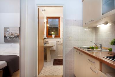 Kitchen Image of 1800 Sq.ft 3 BHK Apartment / Flat for sale in Rustomjee Elita, Andheri West Mumbai for Rs. 59668700