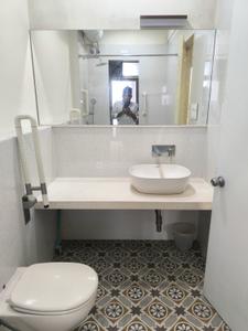 Bathroom Image of 1800 Sq.ft 3 BHK Apartment / Flat for rent in Raheja Acropolis, Chembur Mumbai for Rs. 170000