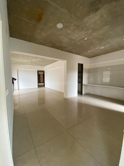 Turquoise Grandeure Main Image 1