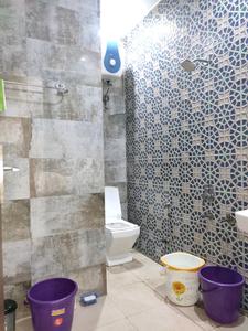 Common Bathroom Image of 5200 Sq.ft 5 BHK Villa for sale in Sector 93B Noida for Rs. 150000000