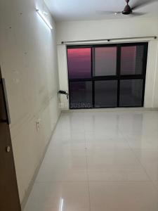 Hall Image of 1150 Sq.ft 2 BHK Apartment / Flat for sale in Rustomjee Meridian, Kandivali West Mumbai for Rs. 15000000