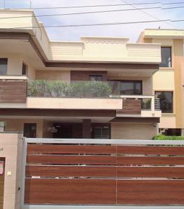 Image of 4000 Sq.ft 5 BHK Independent House for sale in Sector 4, Panchkula for Rs. 100000000