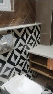 Bathroom Image of 1350 Sq.ft 3 BHK Builder Floor for sale in Paschim Vihar New Delhi for Rs. 29000000