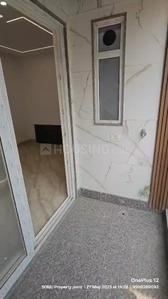 Balcony Image of 900 Sq.ft 2 BHK Builder Floor for rent in Hari Nagar New Delhi for Rs. 28000