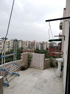 Bedroom One Image of 1800 Sq.ft 3 BHK Apartment / Flat for rent in Satyam Apartment by Satyam Developers , Sector 18 Dwarka New Delhi for Rs. 49000