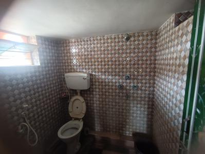 Bathroom Image of 2000 Sq.ft 4 BHK Independent House for sale in Santiniketan Bolpur-Santiniketan for Rs. 4000000