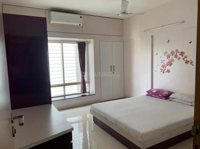 Bedroom Image of 1500 Sq.ft 3 BHK Apartment / Flat for rent in Deccan Gymkhana Pune for Rs. 85000