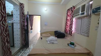 Bedroom Image of 400 Sq.ft 1 BHK Apartment / Flat for rent in Pitampura New Delhi for Rs. 18000