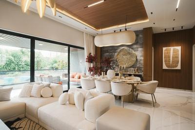 Living Room Image of 4300 Sq.ft 4 BHK Apartment / Flat for sale in Courtyard Fairmont, Khanpur Vadodara for Rs. 18500000