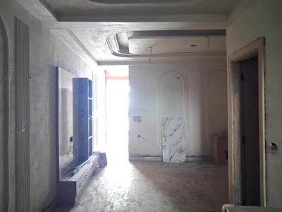 Living Room Image of 1100 Sq.ft 2 BHK Apartment / Flat for sale in Sector 49 Noida for Rs. 4500000