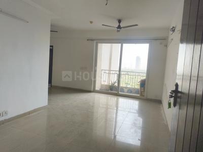 Living Room Image of 1350 Sq.ft 3 BHK Apartment / Flat for rent in The 3C Lotus Zing, Sector 168 Noida for Rs. 30000