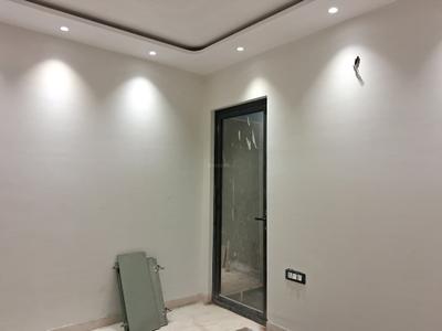 Bedroom Image of 1800 Sq.ft 3 BHK Builder Floor for sale in Paschim Vihar New Delhi for Rs. 37000000