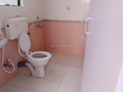 Bathroom Image of 1060 Sq.ft 2 BHK Apartment / Flat for sale in Gulmohar Parkview, Kharadi Pune for Rs. 11500000