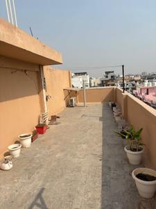Balcony Image of 900 Sq.ft 3 BHK Apartment / Flat for rent in Sector 12 Gurgaon for Rs. 30000