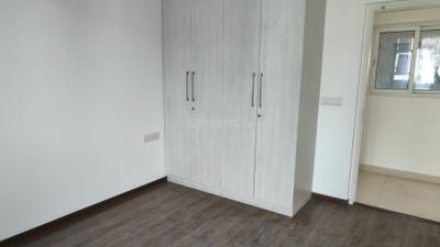 Bedroom Image of 1125 Sq.ft 2 BHK Apartment / Flat for rent in Emaar Palm Studios, Sector 66 Gurgaon for Rs. 53000