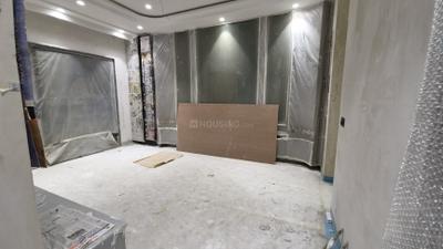 Bedroom Image of 2448 Sq.ft 4 BHK Builder Floor for sale in Model Town New Delhi for Rs. 60000000