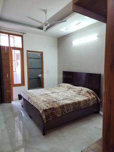 Bedroom Image of 1323 Sq.ft 2 BHK Builder Floor for rent in Ramgarh Bhudda Zirakpur for Rs. 25000