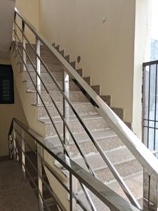Staircase Image of 400 Sq.ft 1 BHK Apartment / Flat for rent in Sector 49 Noida for Rs. 12000