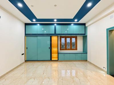 Bedroom Image of 3700 Sq.ft 4.5 BHK Independent House for sale in Villankurichi Coimbatore for Rs. 22500000
