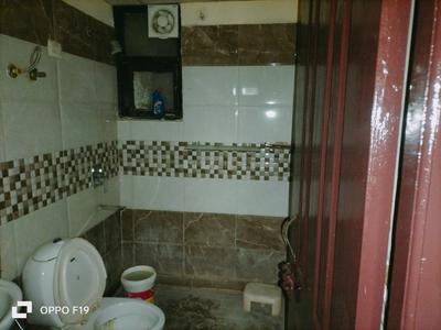Bathroom Image of 1325 Sq.ft 3 BHK Apartment / Flat for rent in Vasu Fortune Residency, Raj Nagar Extension Ghaziabad for Rs. 22000