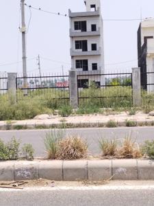 Image of 32 Sq.ft Residential Plot / Land for sale in Sector 36 Rohini, New Delhi for Rs. 9000000