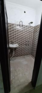 Bathroom Image of 1800 Sq.ft 2 BHK Builder Floor for rent in Neb Sarai New Delhi for Rs. 12000