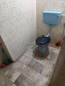Bathroom Image of 3100 Sq.ft 4 BHK Independent House for rent in Thrippunithura Kochi for Rs. 25000