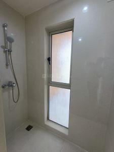 Bathroom Image of 2061 Sq.ft 4 BHK Apartment / Flat for rent in Hiranandani Lake Verandahs, Akshayanagar Bengaluru for Rs. 76000
