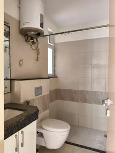 Common Bathroom Image of 1611 Sq.ft 2 BHK Apartment / Flat for sale in DLF New Town Heights 1, Sector 86 Gurgaon for Rs. 18500000