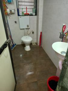 Bathroom Image of 930 Sq.ft 2 BHK Apartment / Flat for sale in Airoli Navi Mumbai for Rs. 15500000
