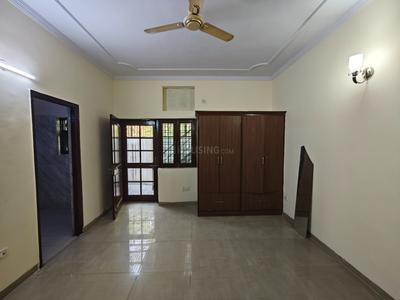 Bedroom Image of 4000 Sq.ft 3 BHK Independent House for sale in Sector 71 Noida for Rs. 110000000