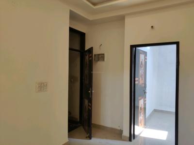 Living Room Image of 750 Sq.ft 2 BHK Builder Floor for sale in DLF Ankur Vihar Ghaziabad for Rs. 2380006