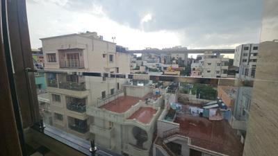 Balcony Image of 850 Sq.ft 1 BHK Apartment / Flat for rent in BTM Layout Bengaluru for Rs. 26000