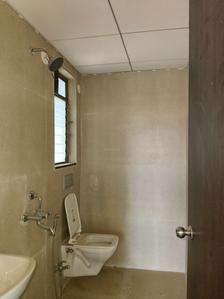 Common Bathroom Image of 790 Sq.ft 2 BHK Apartment / Flat for rent in Runwal My City Phase II Cluster 5 Part III, Usarghar Thane for Rs. 12999