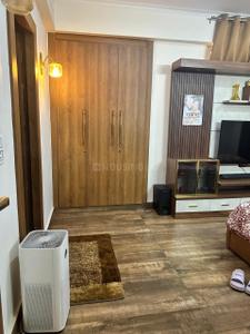 Bedroom Image of 1625 Sq.ft 3 BHK Apartment / Flat for rent in Supertech Livingston, Crossings Republik Ghaziabad for Rs. 22000